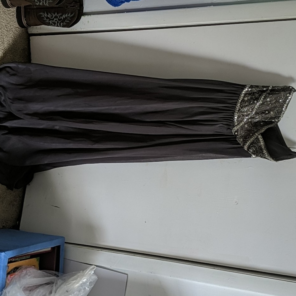 Gray prom/evening dress.
